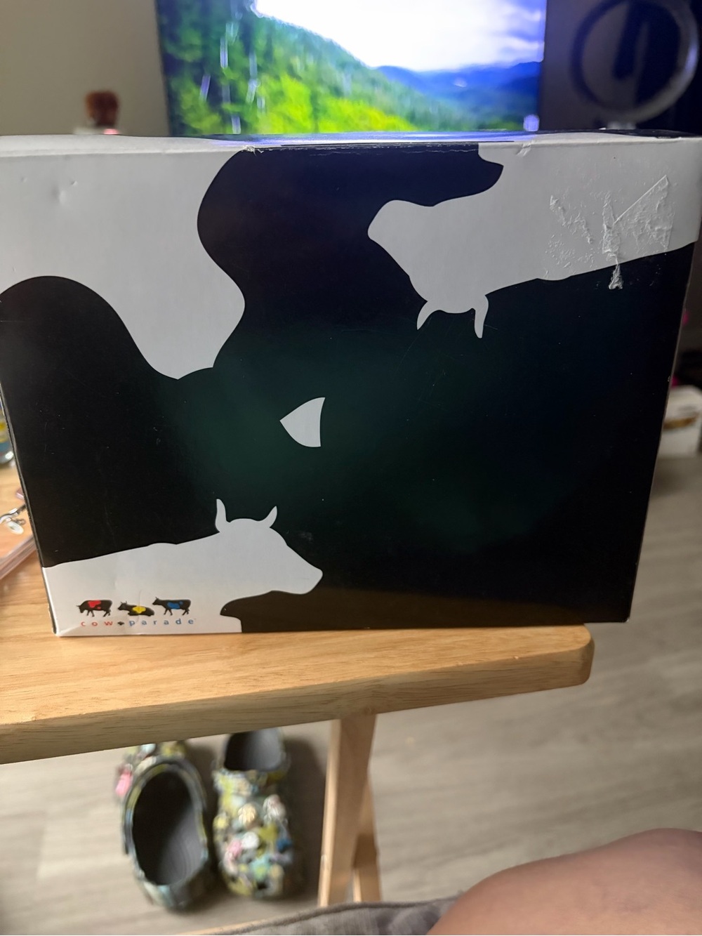 Cow-Moo-Flage figurine